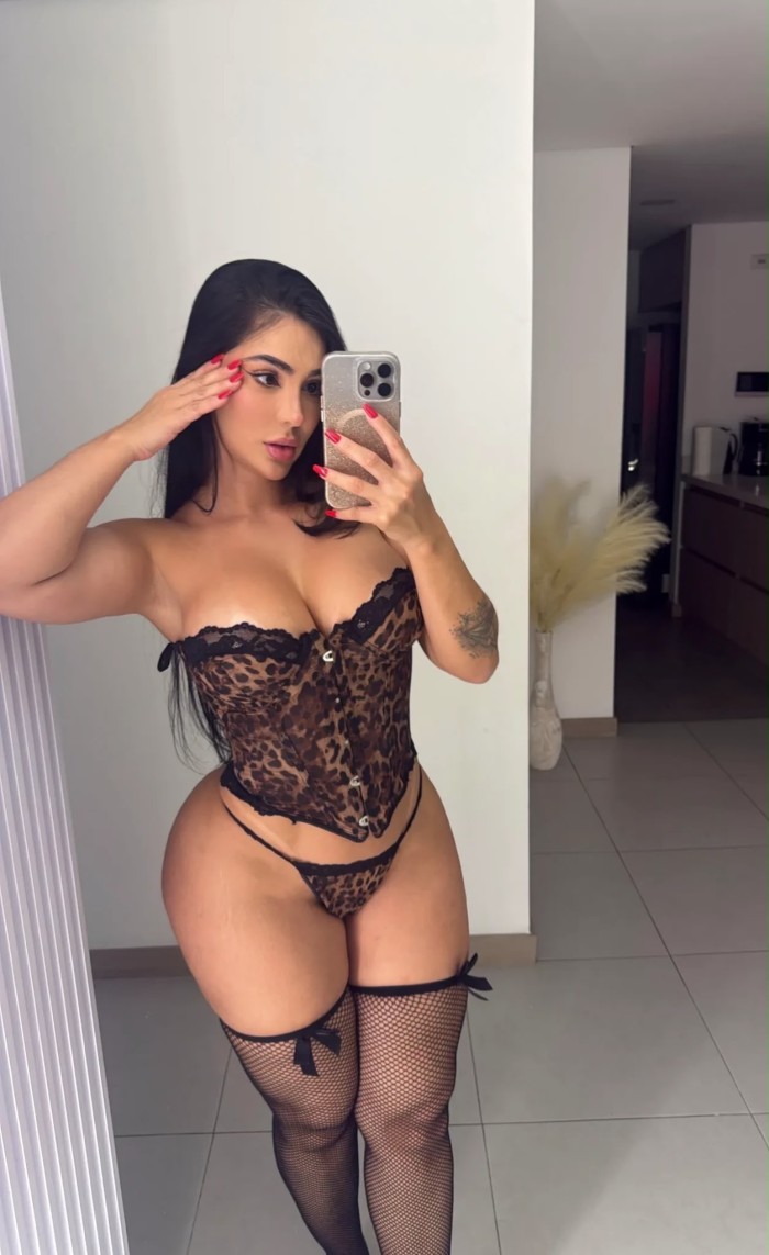Tu muñequita traviesa, perversa 643745367 Novedad