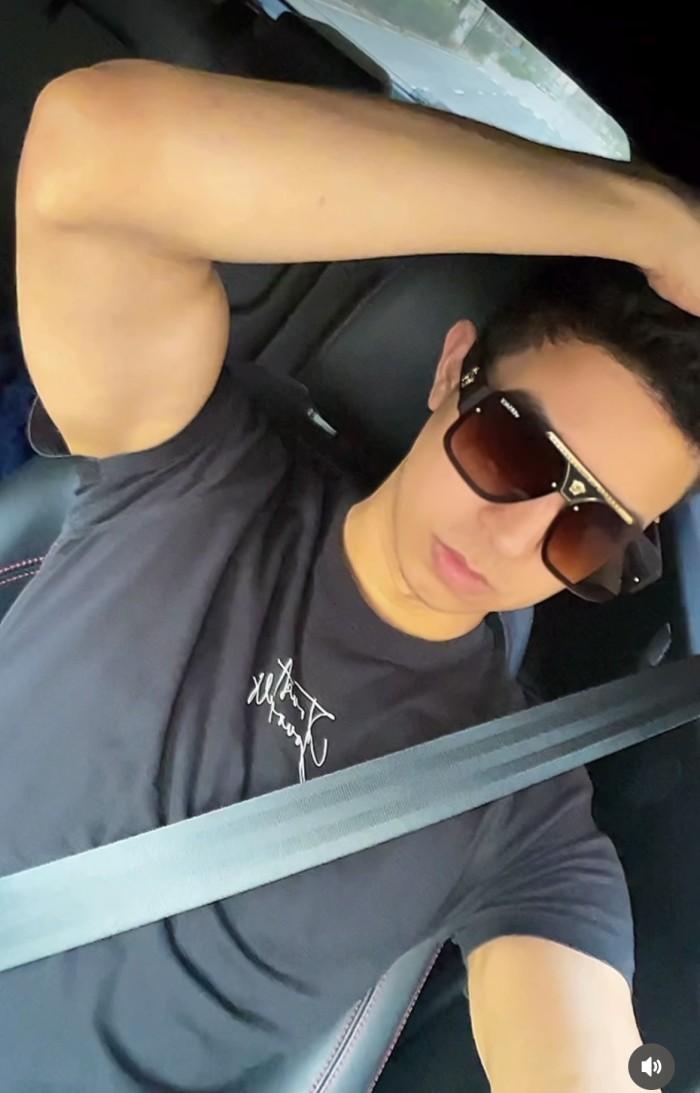 HAGO MASAJES A CABALLEROS SOY JOVEN Y GUAPO