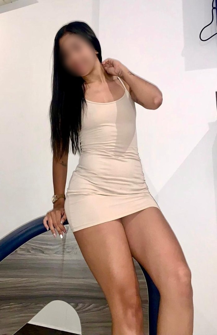 Escort vip colombiana con cuerpo de fantasia