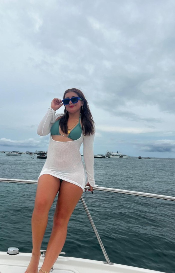 CELESTE JOVENCITA COLOMBIANA CACHONDITA NUEVA EN DENIA