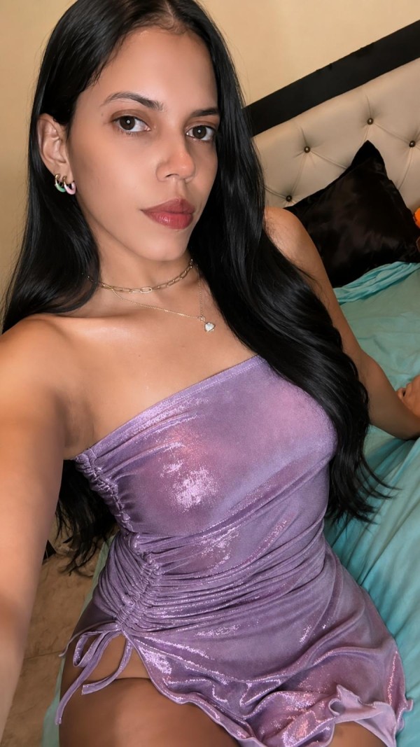 Lili Ardiente Jovencita en Torre del Mar