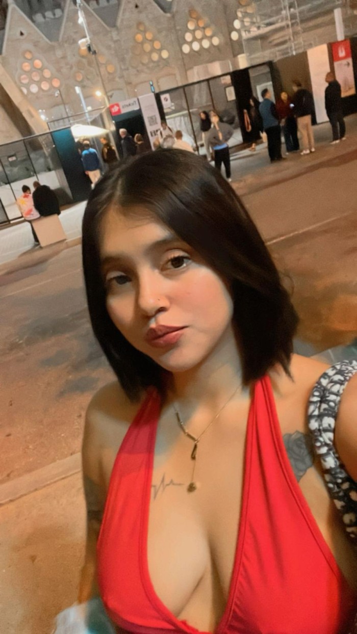 HERMOSA SENSUAL APASIONADA DESEOSA DE SEXO