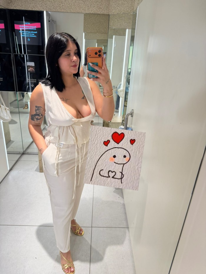 HERMOSA SENSUAL APASIONADA DESEOSA DE SEXO