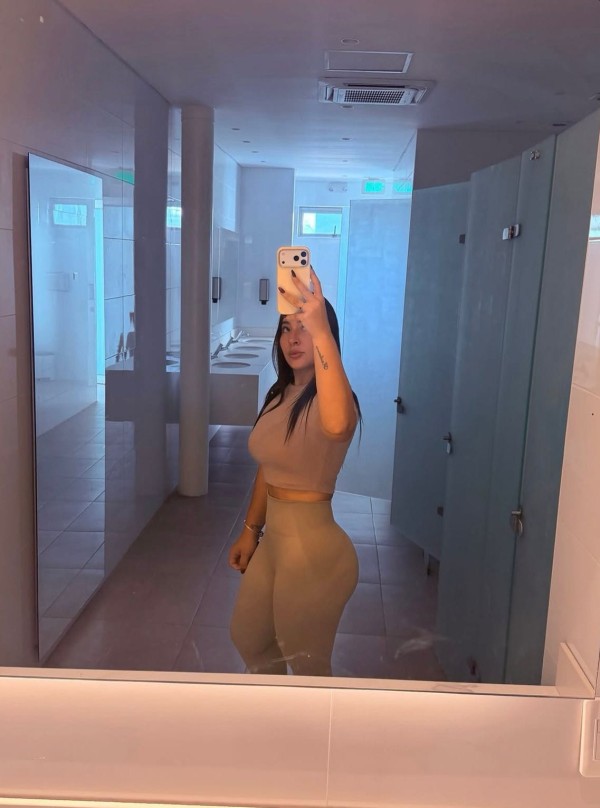 HERMOSA LATINA, NUEVA EN TU CIUDAD