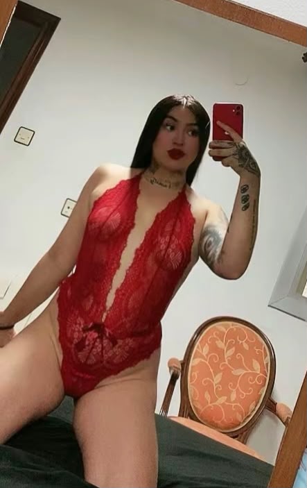 CHICA DIABLILLA Y PUTONA