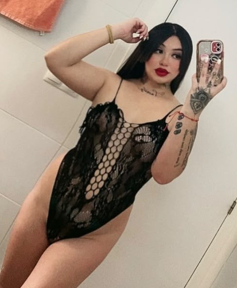 SOY LA JOVENCITA MUY CACHONDA TE ESPERO