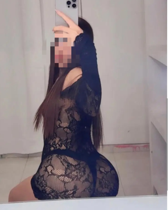 Tú PutitA latina…hola mis amores soy Andreíta