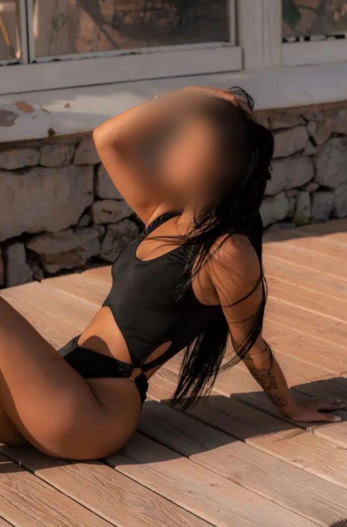MUJERES DELICIOSAS DESEOSAS DE SEXO SIN LIMITES