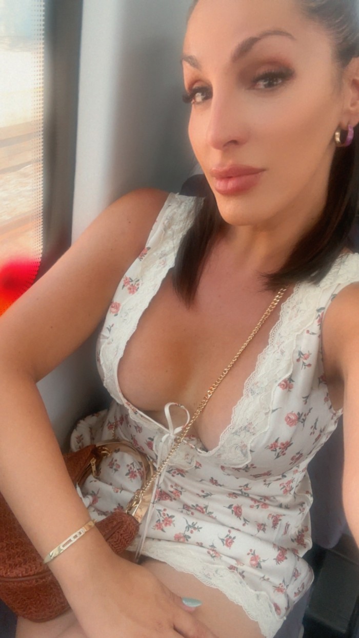 Chica trans española operada para heteros