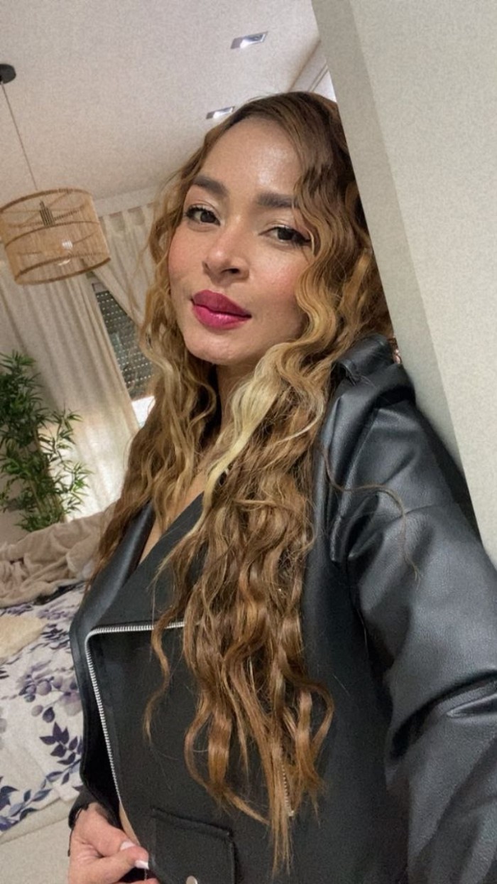DESDE MEDELLIN, LA MAS FIESTERA Y CARIÑOSA 24H