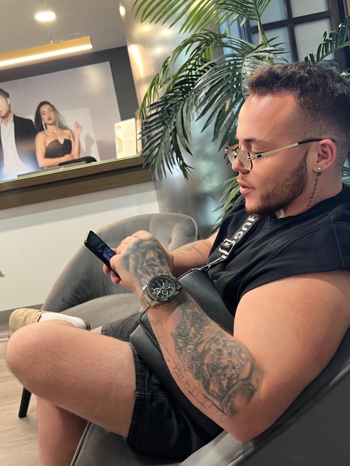 CHICO TRANS DE LUJO CON GANAS DE FOLLAR A TOPE