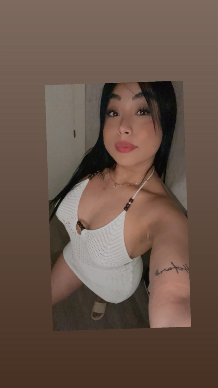 GUAPA CACHONDA Y FIESTERA EN TORRASSA