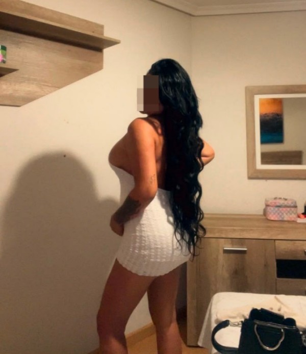 ESPECTACULAR MORENA DISCRETA, FIESTERA E INDEPENDIENTE