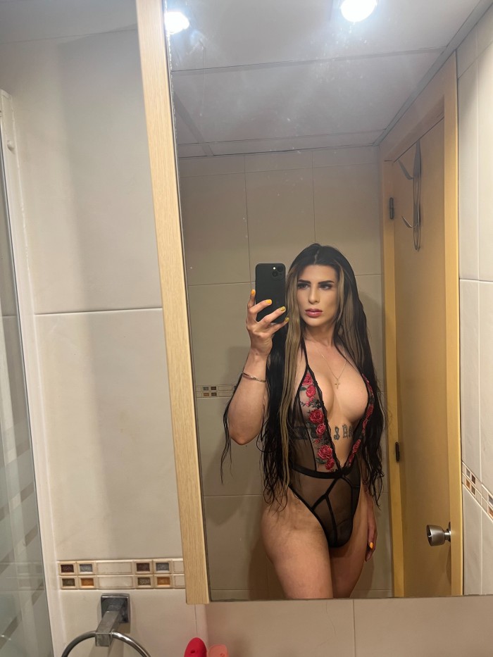 Diosa TRANSEXUAL DISPUESTA A TODO PARA TI LLAMA YA