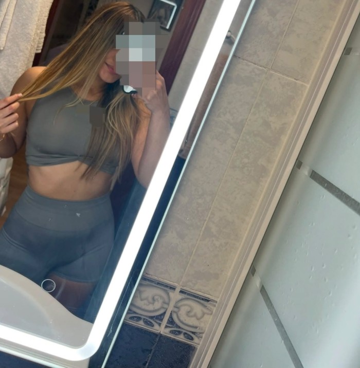 BRENDA, LATINA ARDIENTE FIESTERA Y COMPLACIENTE