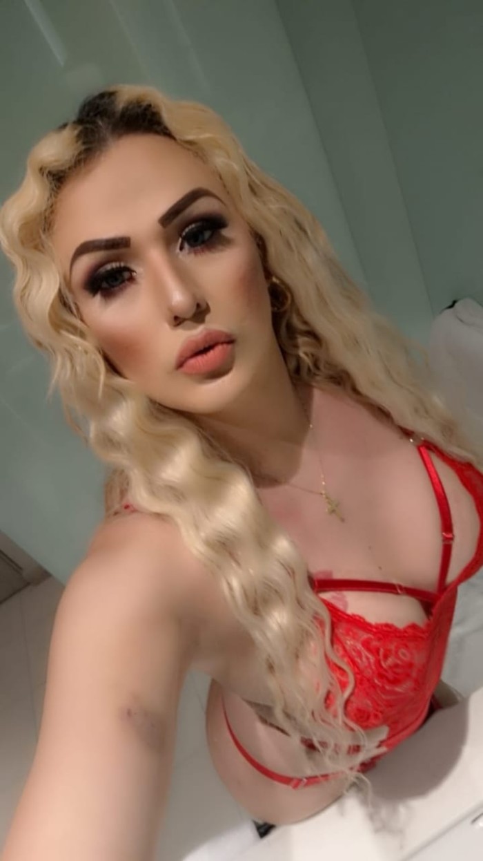 RUBIA EXPLOSIVA TRANS COLOMBIANA PRECIOSA NOVEDAD