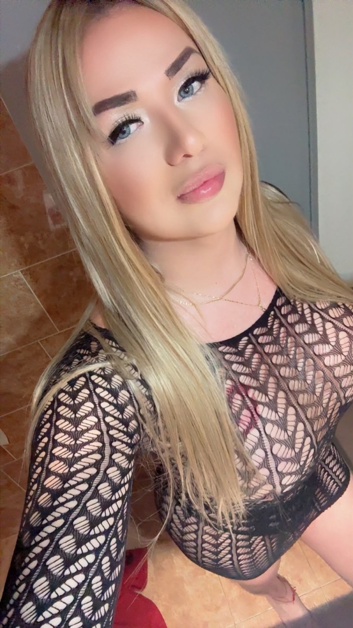 RUBIA EXPLOSIVA TRANS COLOMBIANA PRECIOSA NOVEDAD