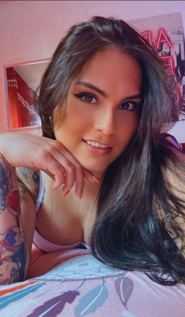 MARILYN HERMOSA Y DIVINA CHICA TRANS FRANCES NATURAL BIEN ENSALIVADO