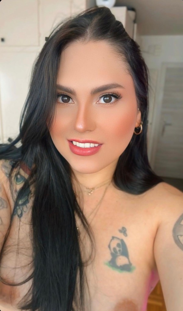 MARILYN HERMOSA Y DIVINA CHICA TRANS FRANCES NATURAL BIEN ENSALIVADO