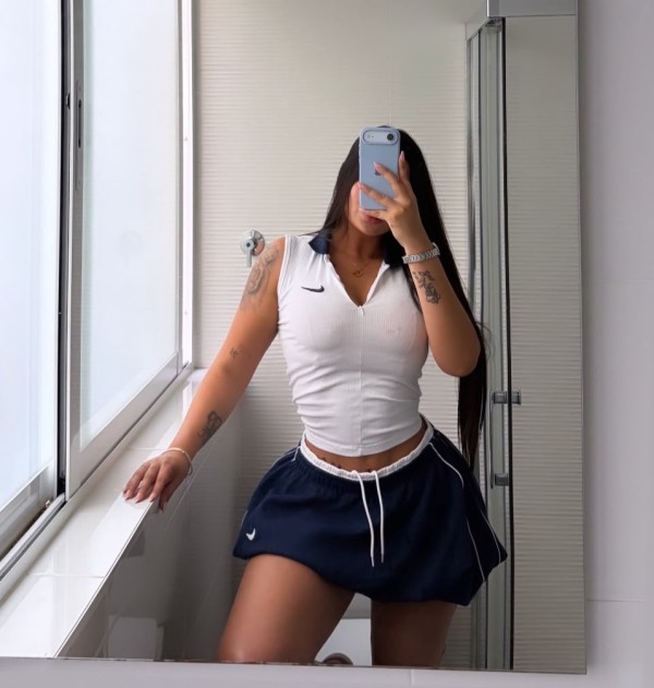 JULIETA  IRRESISTIBLE – SEXY, CARIÑOSA, DULCE HAREMOS DE TODO