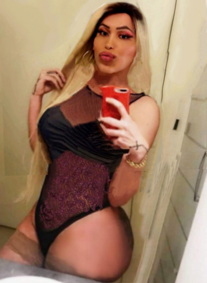 Amanda rubiaza pibonazo reina MAMADAS ExPRESs