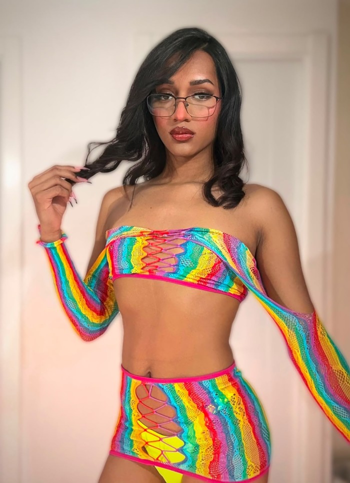 COQUETA, CARIÑOSA Y FEMENINA TRANS 643989122