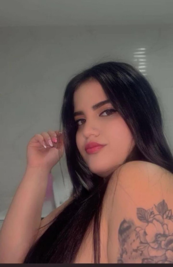 Latina elegante y sensual fantasía hecha realidad ven disfruta de mi culo