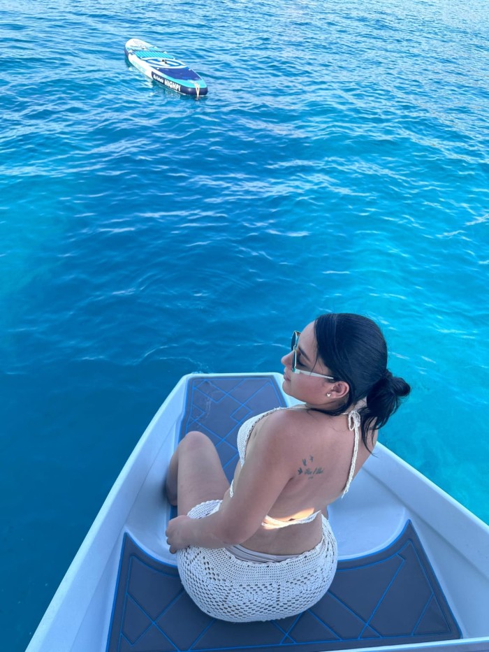 EN AGUADULCE LATINA CACHONDA CON GANAS DE FOLLAR