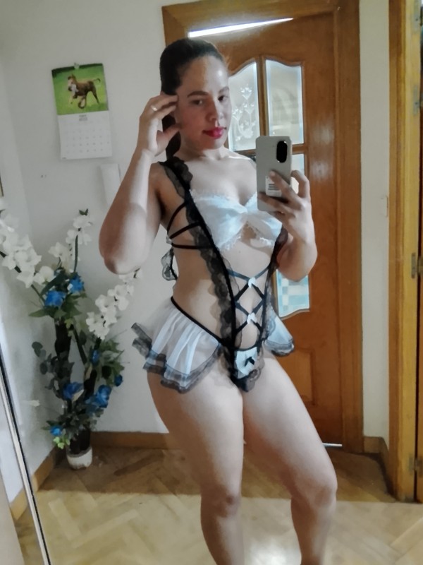Tú Latina Guapísima Cachonda Fiestera Fotos Reales