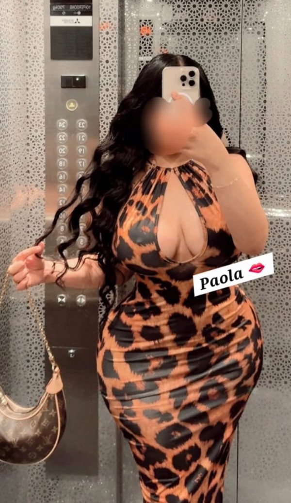 NOVEDAD, IMPRESIONANTE CHICA MUY MORBOSA, FOLLAMOS?
