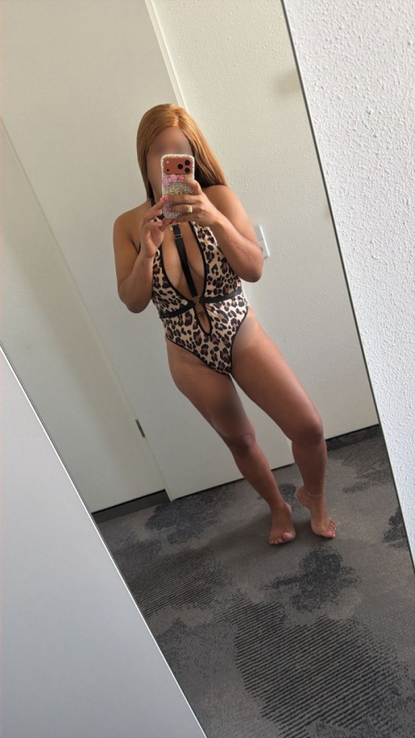 NOVEDAD 40€ POR 15 MINUTOS MULTIORGASMICA CON GANAS DE FOLLAR A TOPE