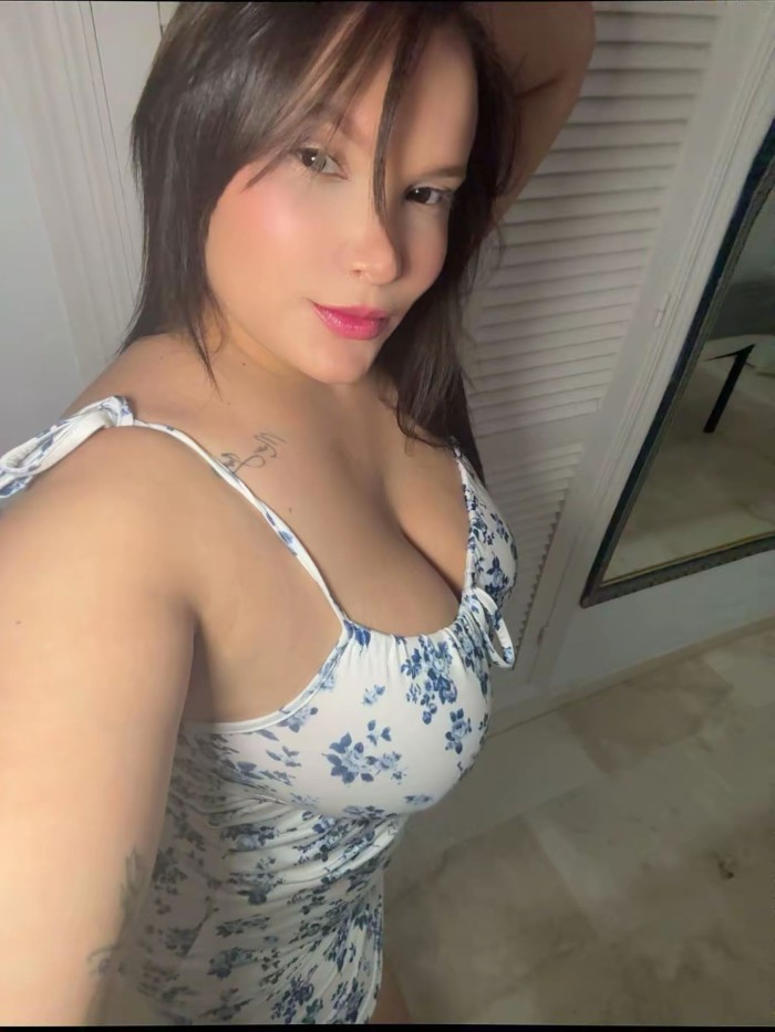 FIESTON ASEGURADO GUAPA CULONA SUPER TETONA