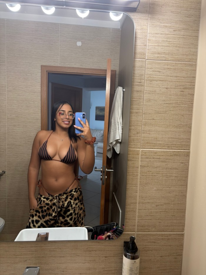 RECIEN LLEGADA  EN ALMERIA CAMILA