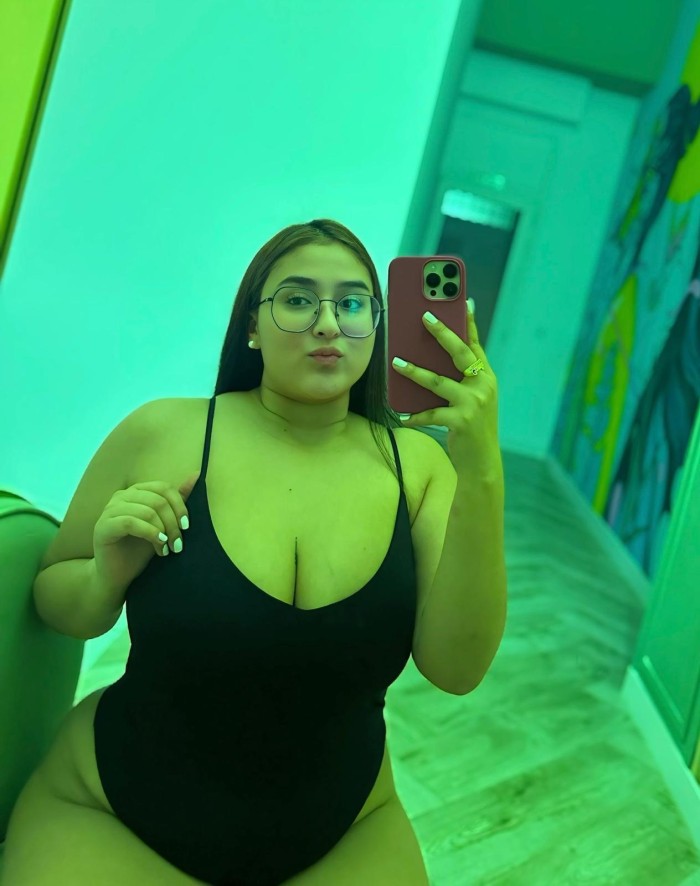EN COLLADO COLOMBIANA MIS SENOS TE HARAN FELIZ