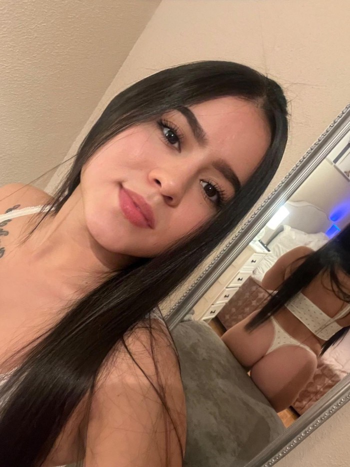 EN COLLADO COLOMBIANA ANTOJATE DE IMI CUERPO SEXO
