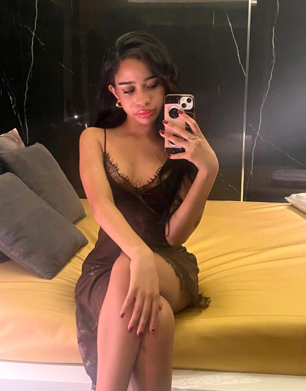 Kiara 19 años reales , nueva en Gallegas Vip