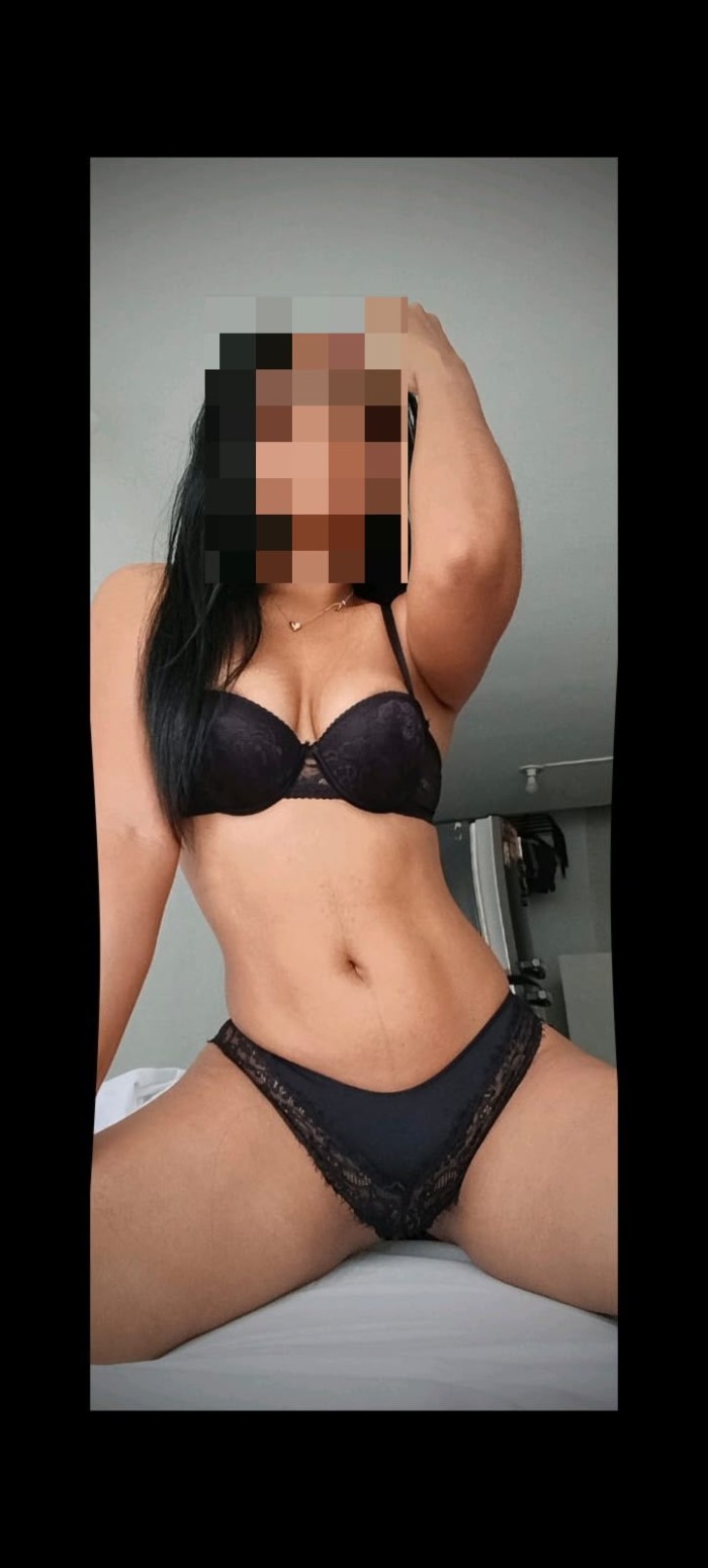 NUEVA LATINA EN LA ZONA CON GANAS DE FOLLAR