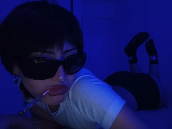 BUSCAS UNA MUJER QUE TE DOMINE? EXPERTA en NUEVOS Y FANTASIAS fiestera 24H
