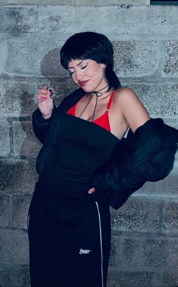 BUSCAS UNA MUJER QUE TE DOMINE? EXPERTA en NUEVOS Y FANTASIAS fiestera 24H