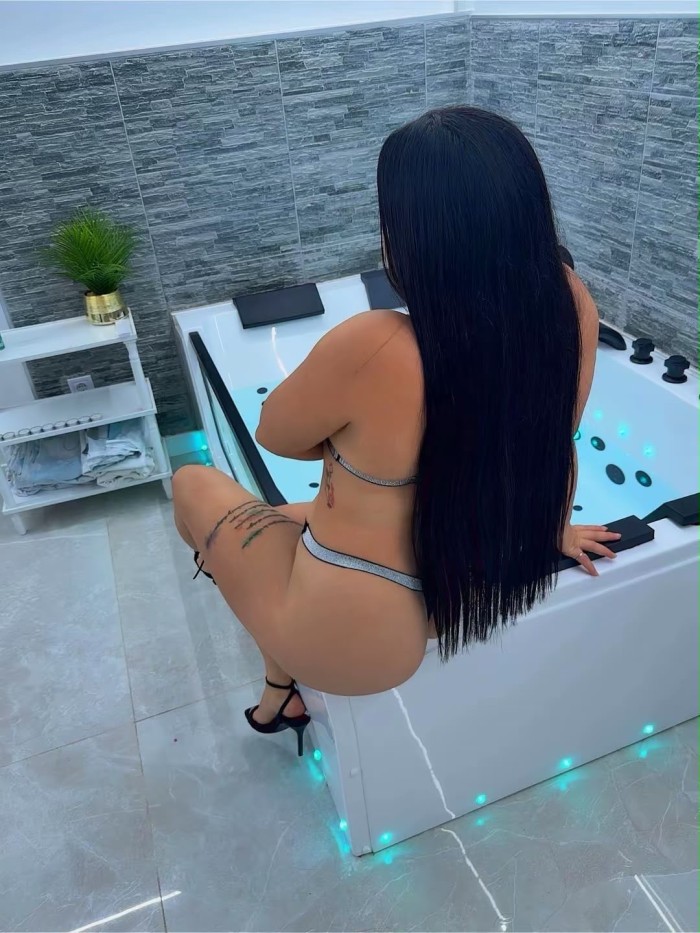 LAURA EXÓTICA Y GUARNA DISPONIBLE EN ZARAGOZA