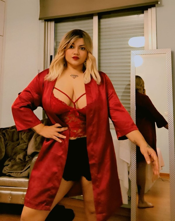 MONICA RUBIA  FIESTERA 24H TARIFA RAPIDA DESDE 40€