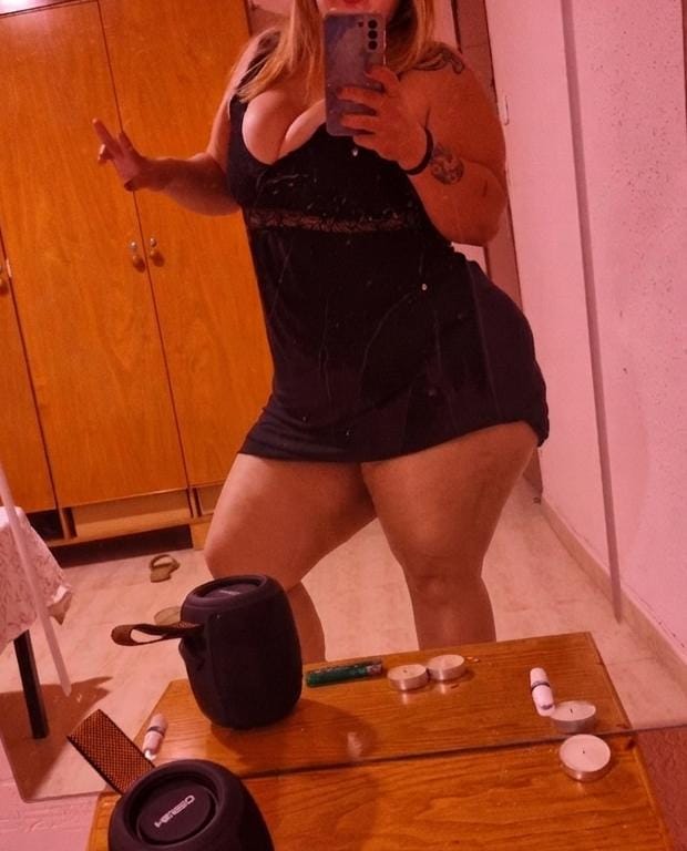 HERMOSA RUBIA ARGENTINA 28 AÑOS RECIEN LLEGADA 24H