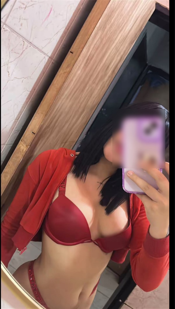 SOY SAMANTHA, VENEZOLANA DISFRUTONA Y ATREVIDA