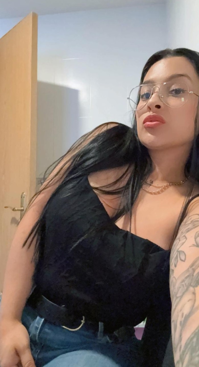 MELANI CHICA SENSUAL Y ARDIENTE EN LA ZONA NOVEDAD EN MADRID