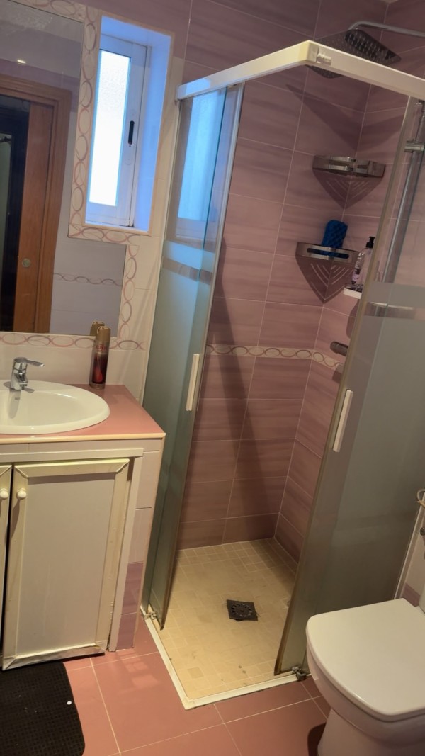 ¡SE ALQUILAN HABITACIONES EN MADRID (ALUCHE)!