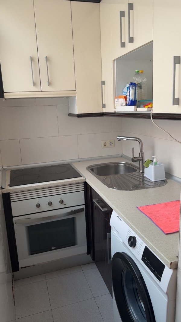 ¡SE ALQUILAN HABITACIONES EN MADRID (ALUCHE)!