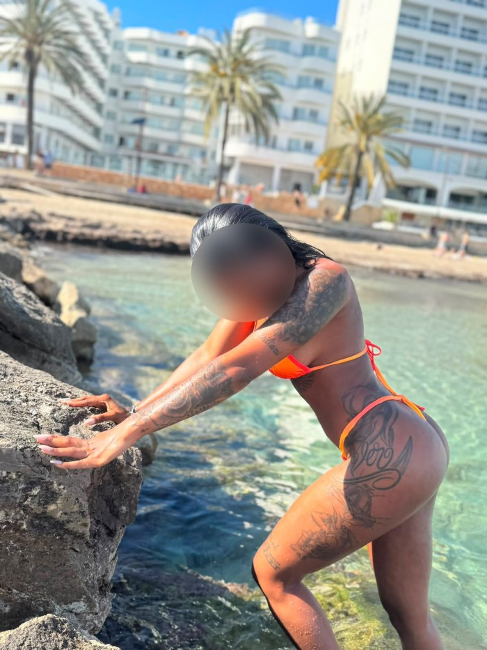 NOVEDAD SASHA EN IBIZA! JOVENCITA FIESTERA MORBOSA DISCRETA Y COMPLACIENTE