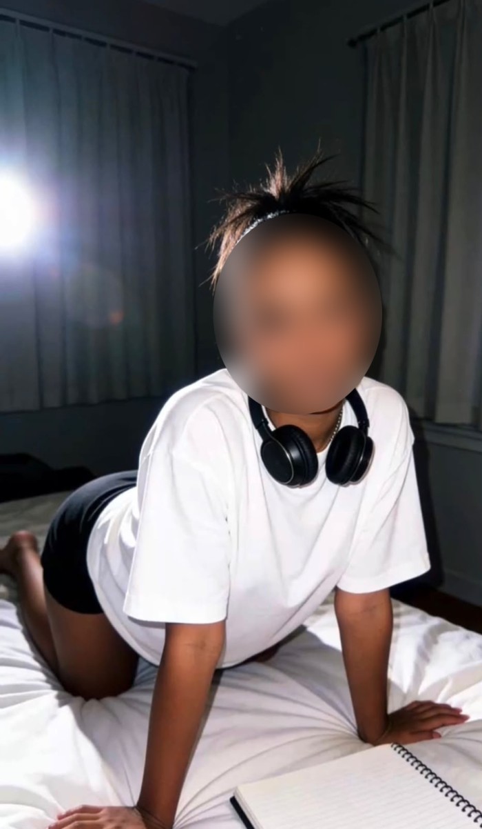 NOVEDAD SASHA EN IBIZA! JOVENCITA FIESTERA MORBOSA DISCRETA Y COMPLACIENTE