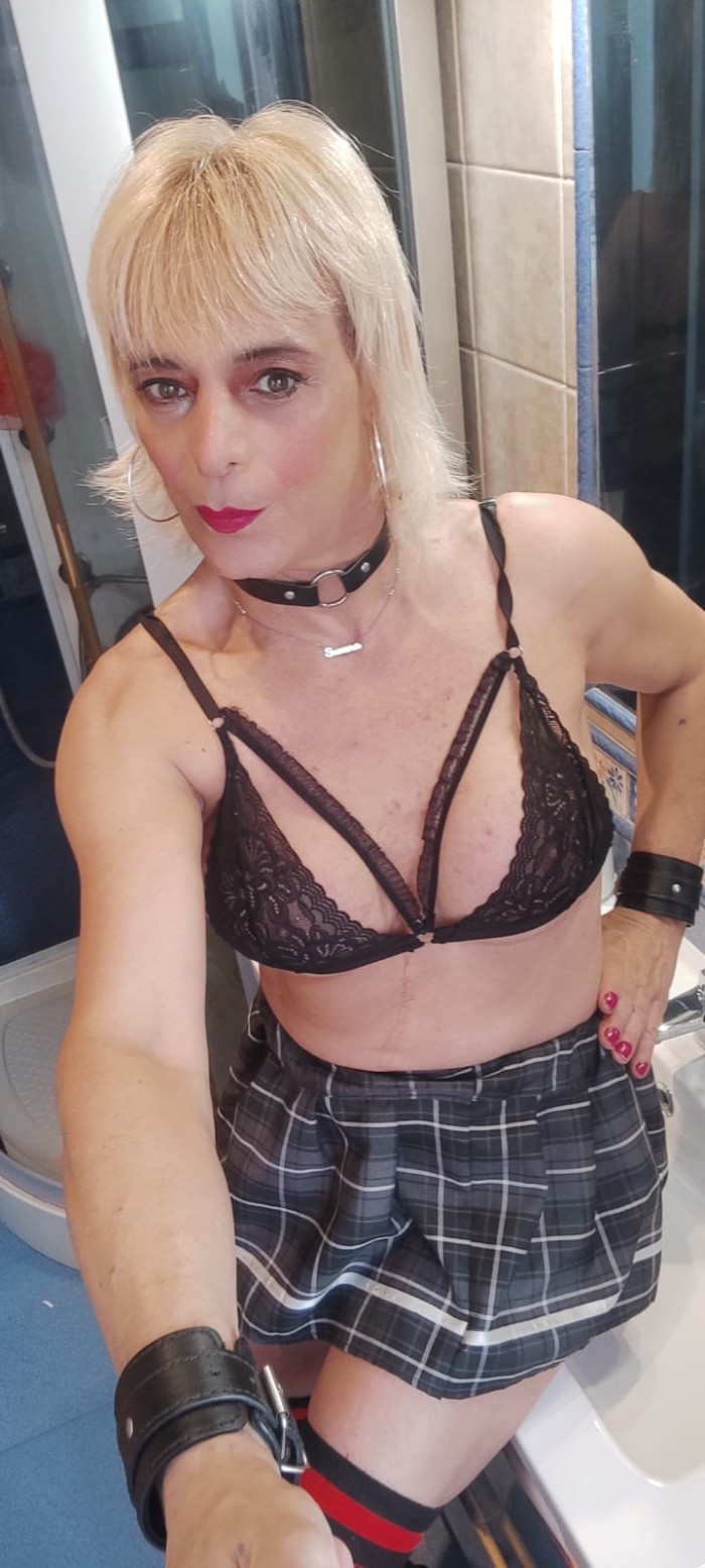 SANDRA, DIOSA ESPAÑOLA QUE CUMPLE TUS SUEÑOS