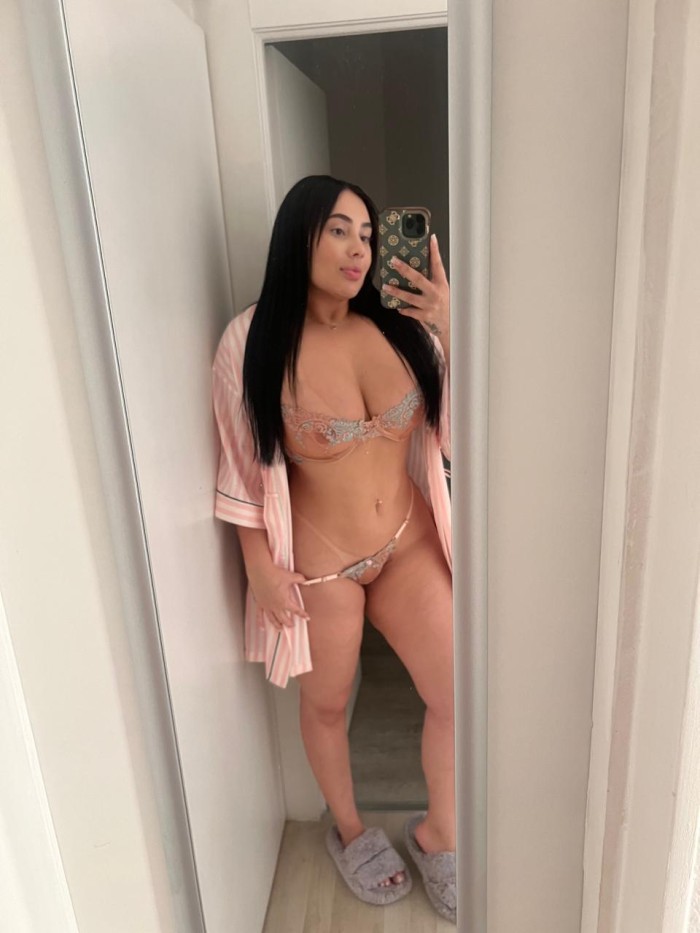 PROVOCATIVA ARDIENTE SENSUAL BOMBA DE SEXO